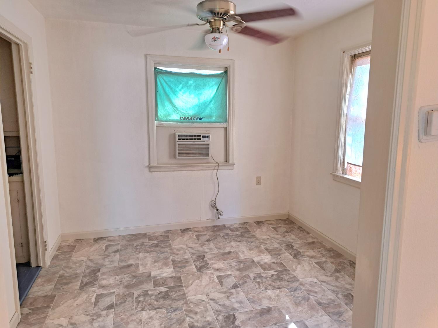 733 S Boyd Ave, Fresno, CA 93702