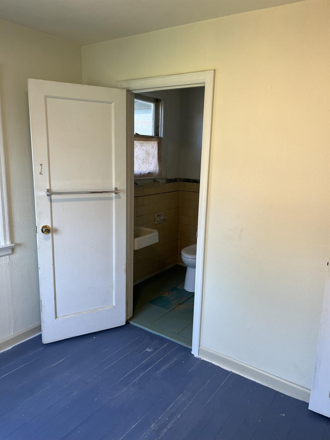 733 S Boyd Ave, Fresno, CA 93702