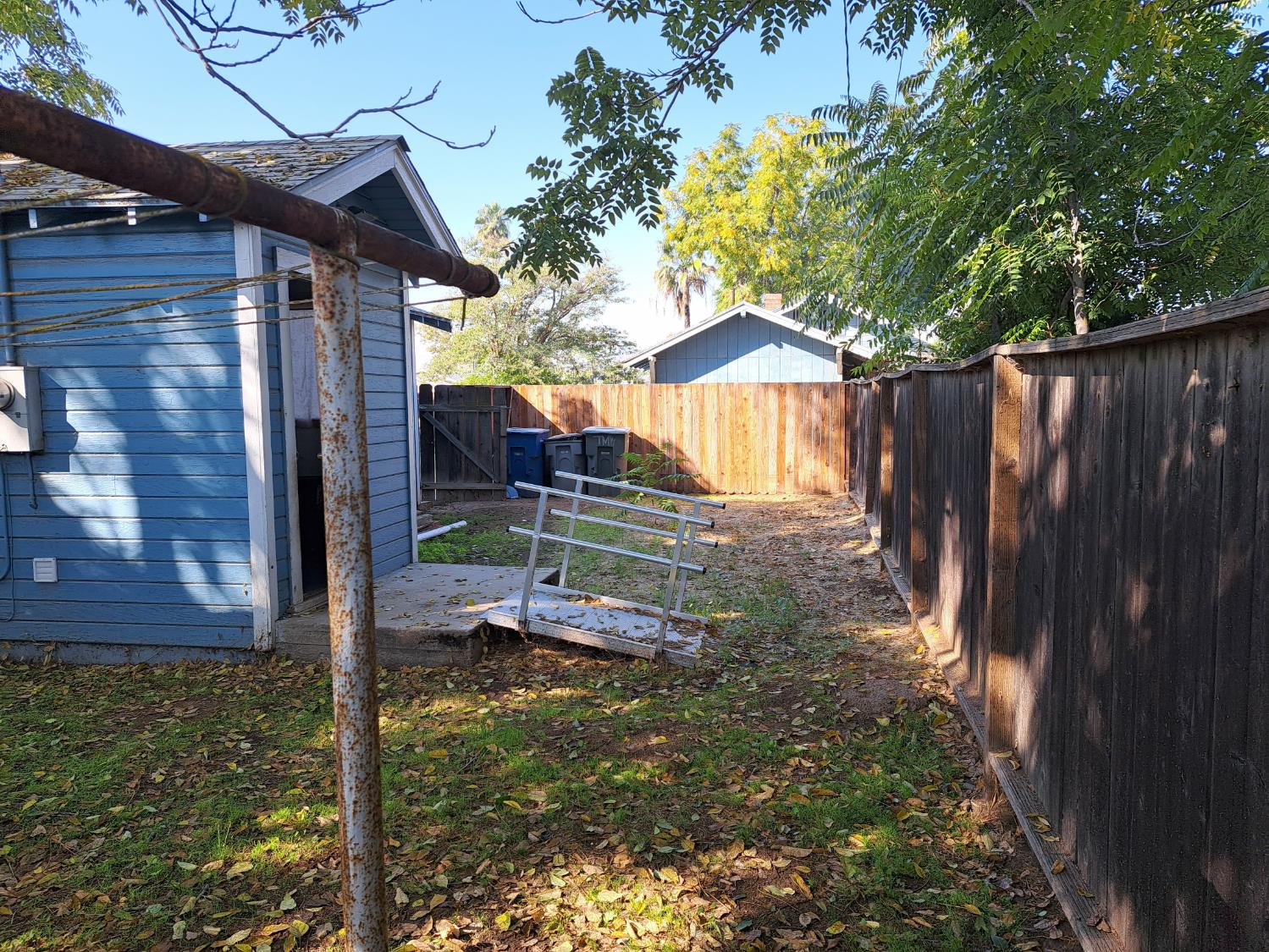 733 S Boyd Ave, Fresno, CA 93702