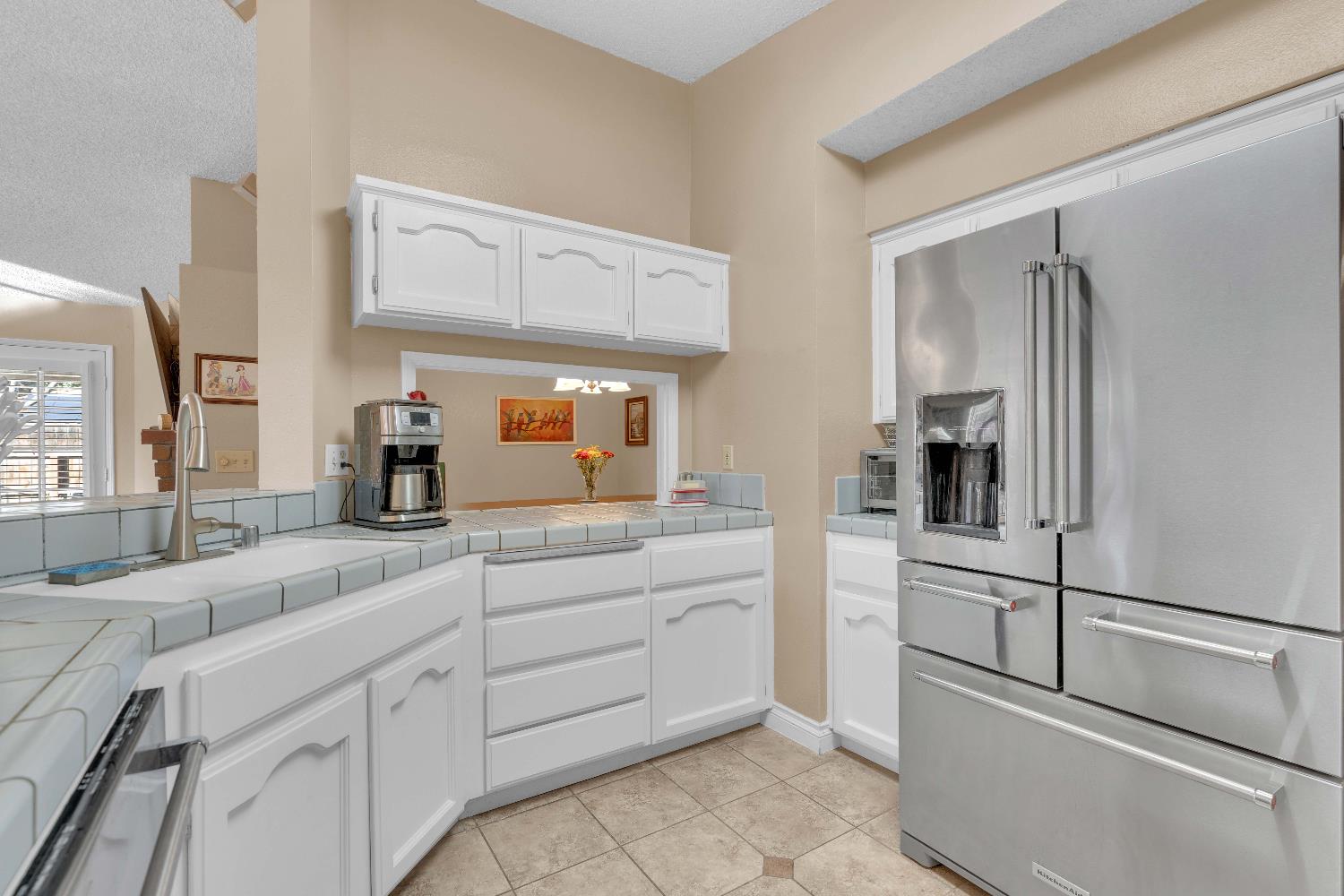 6107 N Tamera Ave, Fresno, CA 93711