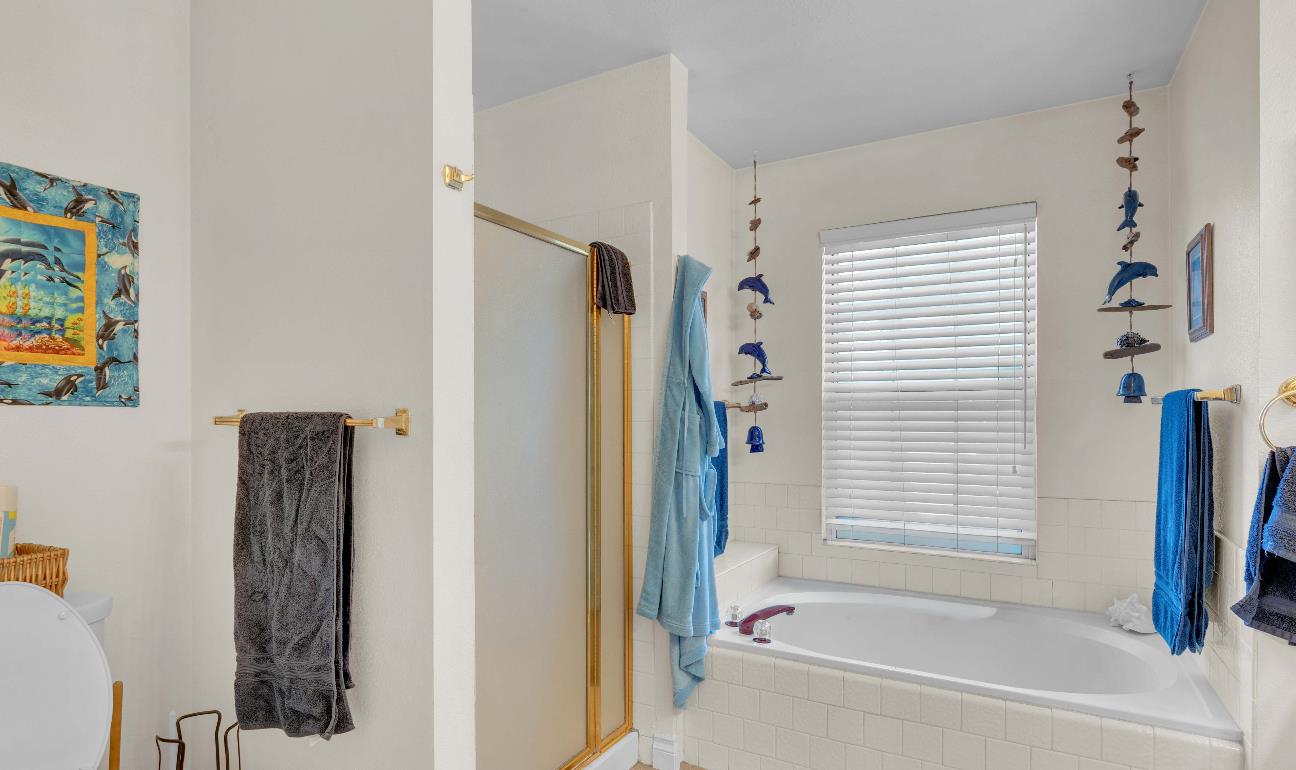 6107 N Tamera Ave, Fresno, CA 93711