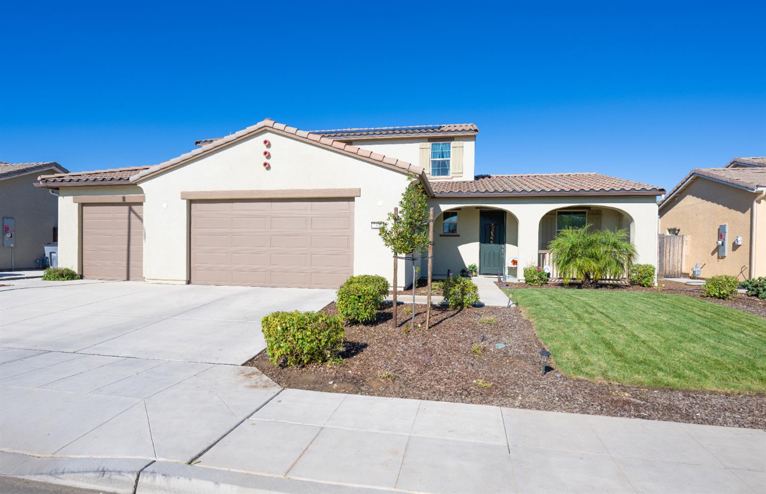 7330 E Princeton Ave