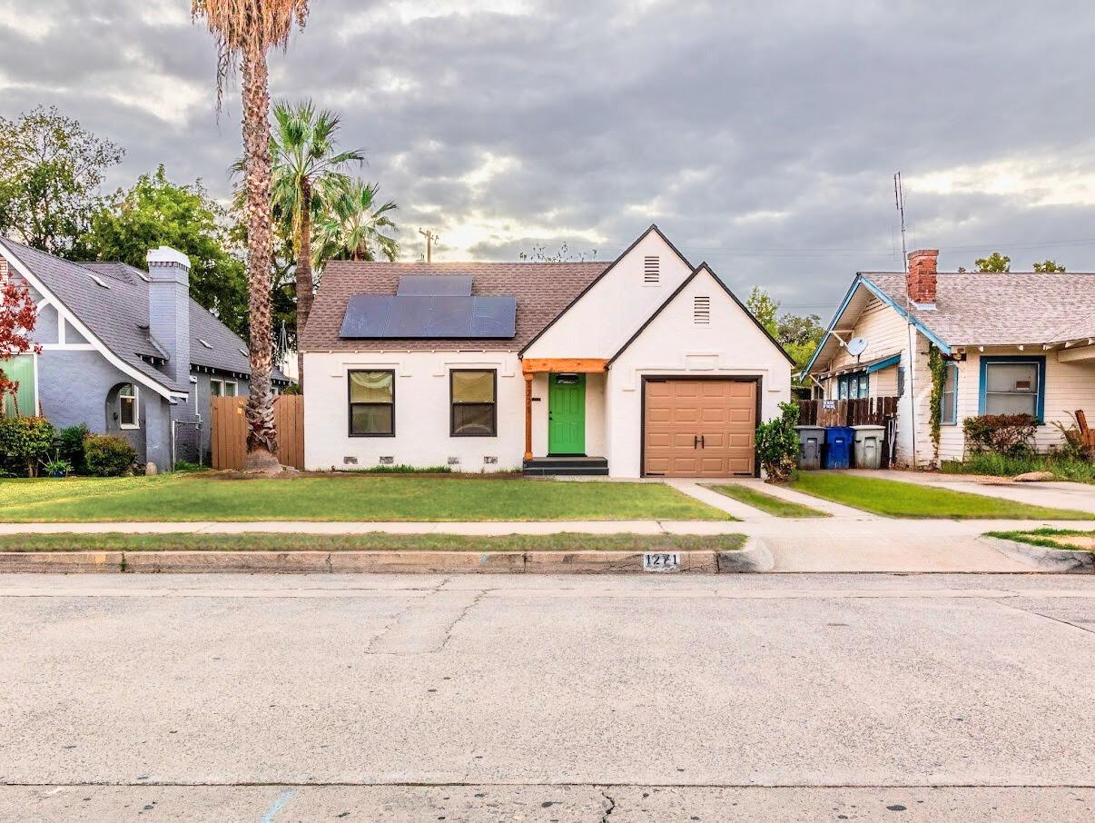 1271 N Roosevelt Ave