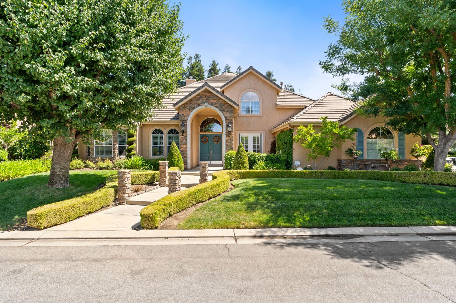10532 N Medinah Cir